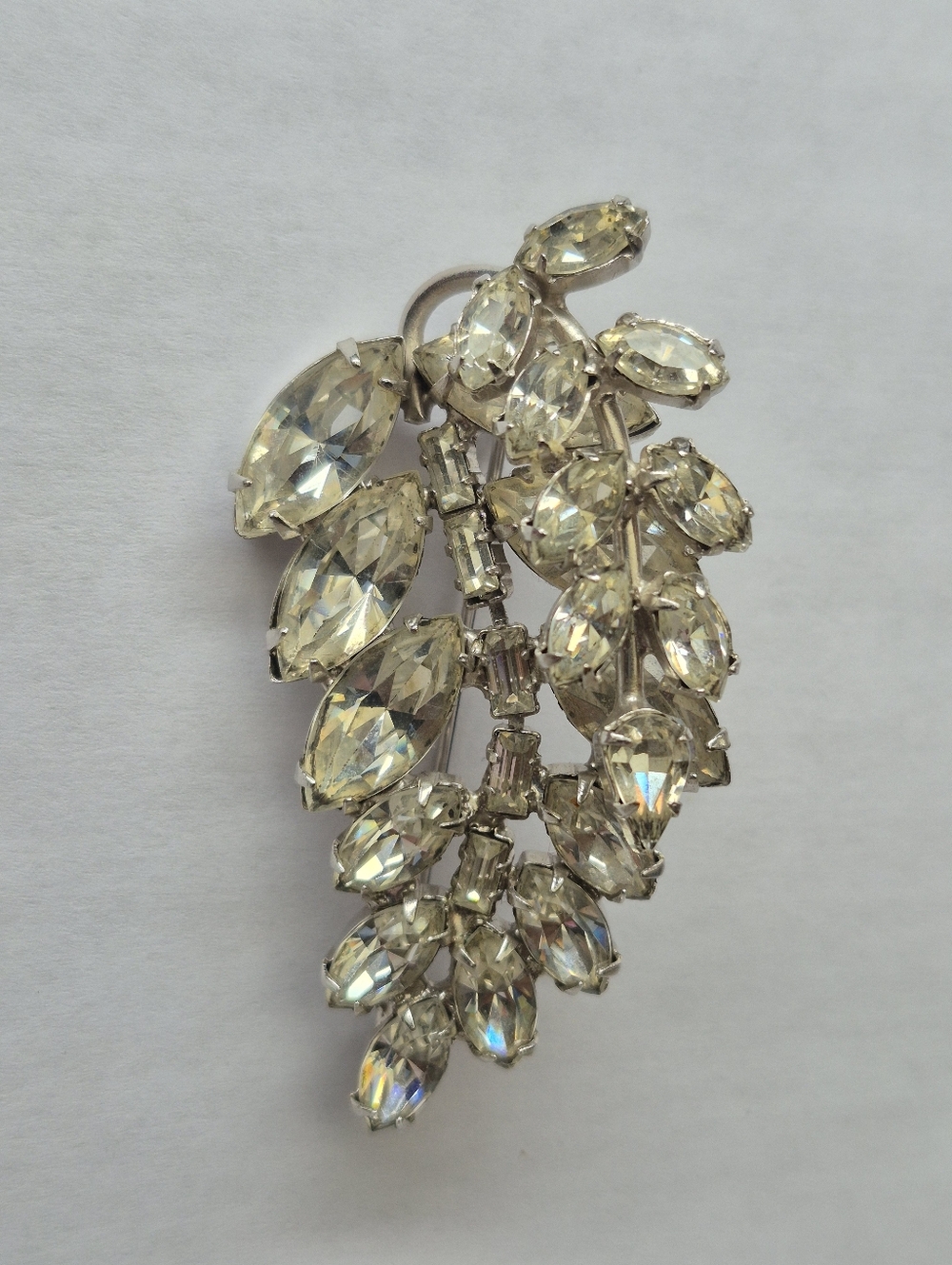Vintage signed Weiss leaf spray brooch